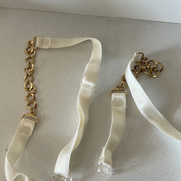 $5 add on white bra strap with gold chain detail one size - Picture 5 of 5